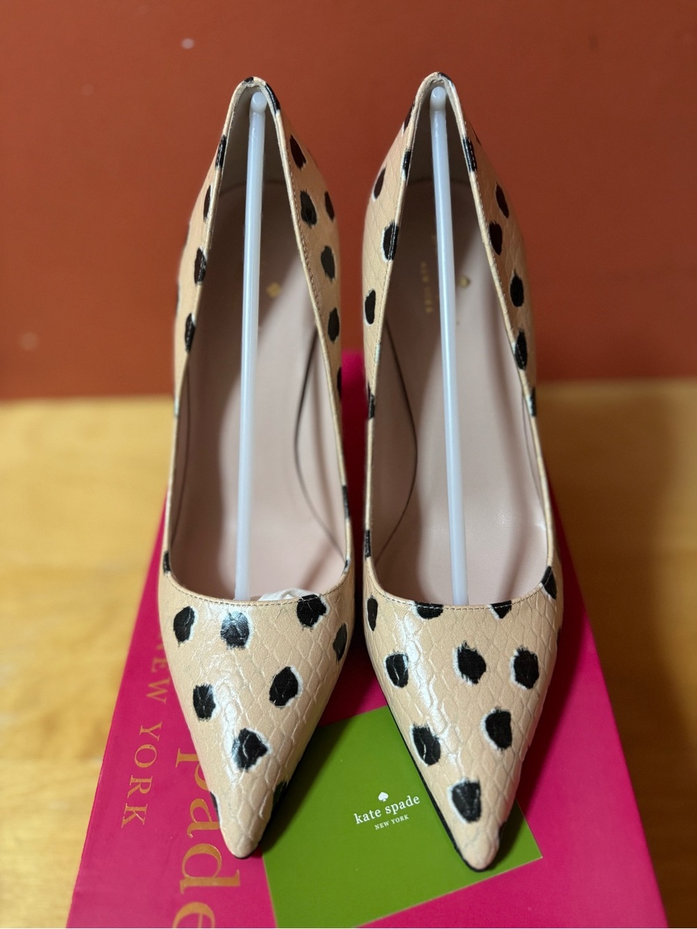 NEW Kate Spade Licorice Shell/Black Dot Spotted Snake-Embossed Leather Pumps